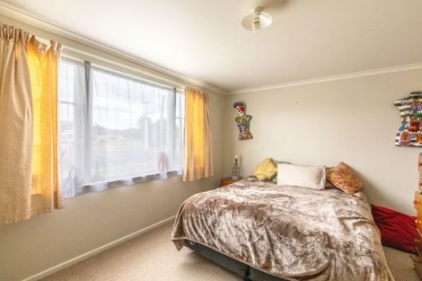 Photo of property in 25 Francis Drake Street, Waipukurau, 4200