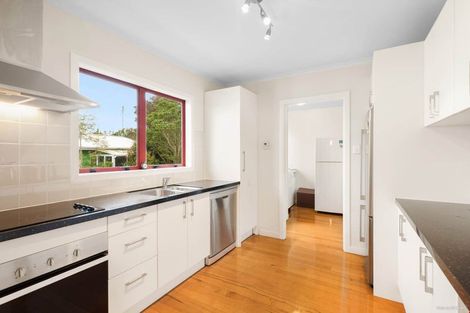 Photo of property in 1/594 East Coast Road, Pinehill, Auckland, 0630