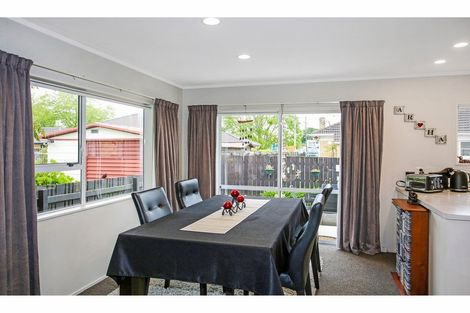 Photo of property in 3 Alpha Street, Papakura, 2110