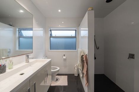 Photo of property in 11 Miranda Place, Flagstaff, Hamilton, 3210