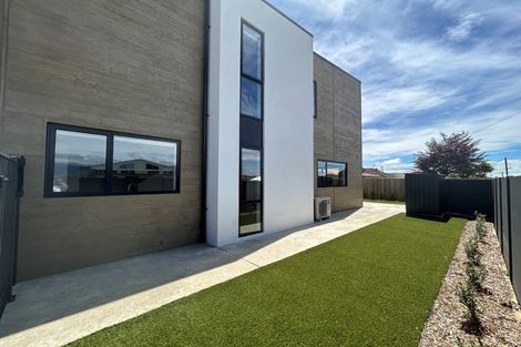 Photo of property in 73 Pipi Place, Levin, 5510