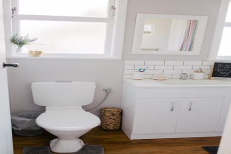 Photo of property in 15 Tasman Street, Havelock North, 4130