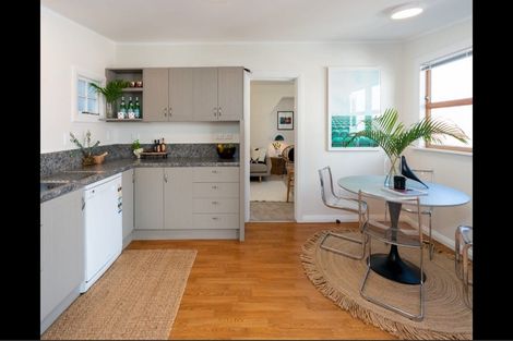 Photo of property in 17 Ascot Street, Thorndon, Wellington, 6011