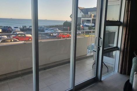 Photo of property in Quarterdeck, 3/4 Buller Street, New Plymouth, 4310