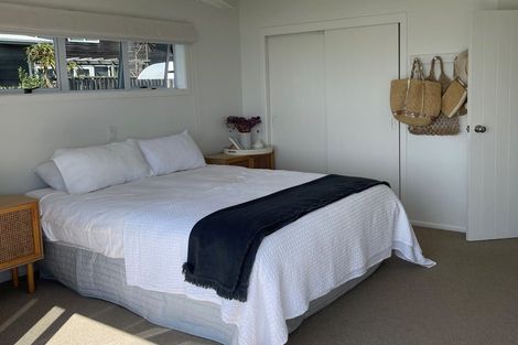 Photo of property in 107 Karewa Parade, Papamoa Beach, Papamoa, 3118