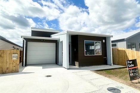 Photo of property in 34 John Gray Street, Papakura, 2110