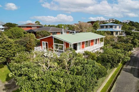 Photo of property in 24 Pope Street, Camborne, Porirua, 5026