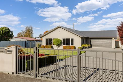 Photo of property in 21 Chamberlain Road, Masterton, 5888