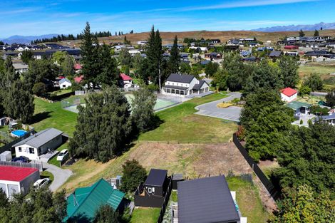 Photo of property in 20 Aorangi Crescent, Lake Tekapo, 7999