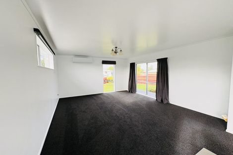 Photo of property in 43 Acacia Street, Kelvin Grove, Palmerston North, 4414