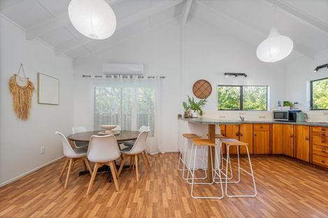 Photo of property in 32 Captain Cook Road, Cooks Beach, Whitianga, 3591