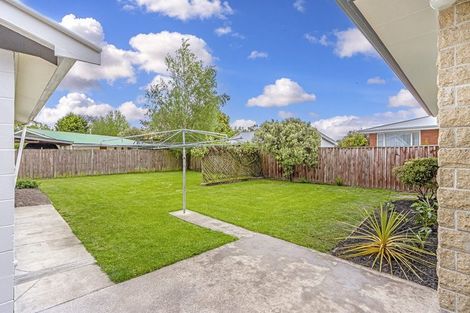 Photo of property in 53 Prestons Road, Redwood, Christchurch, 8051
