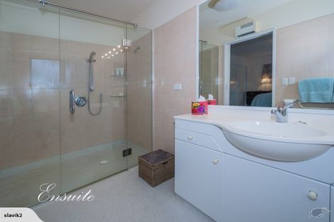 Photo of property in 2/94 Pretoria Street, Hutt Central, Lower Hutt, 5010