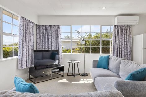 Photo of property in 2/17 Cumberland Street, Tauhara, Taupo, 3330