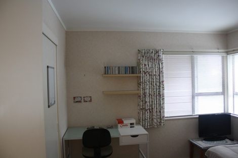 Photo of property in 4 Cranbrook Grove, Waikanae, 5036