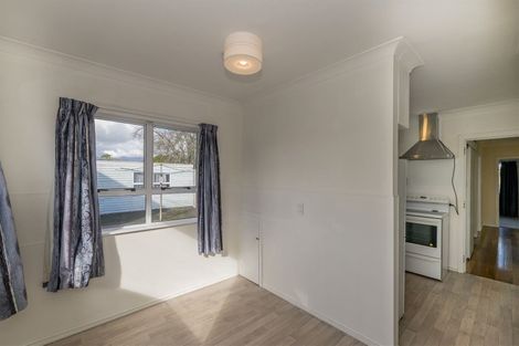 Photo of property in 4 Freyberg Street, Levin, 5510