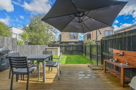 Photo of property in 14 Dignity Street, Papakura, 2110