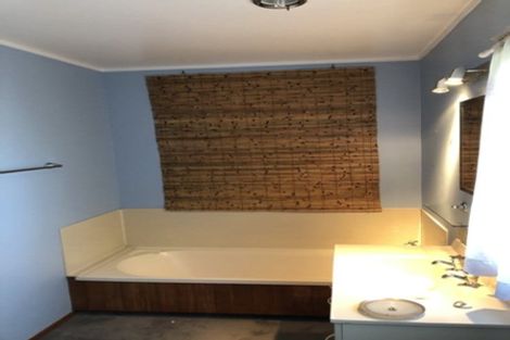 Photo of property in 2/196 England Street, Linwood, Christchurch, 8011