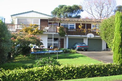 Photo of property in 23 Galaxy Drive, Mairangi Bay, Auckland, 0630