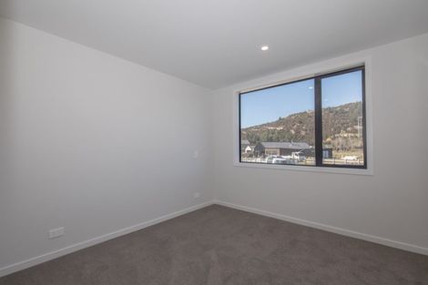 Photo of property in 43 Mount Linton Avenue, Wanaka, 9305