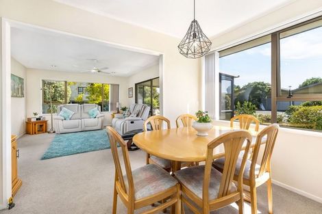 Photo of property in 3 Prudhoe Lane, Northcote, Christchurch, 8052