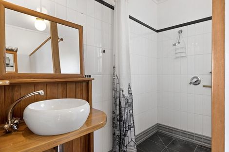 Photo of property in 14 Saint Winifreds Avenue, Hamilton East, Hamilton, 3216