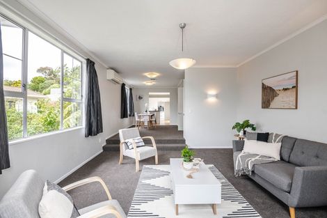 Photo of property in 5 Montserrat Place, Grenada Village, Wellington, 6037