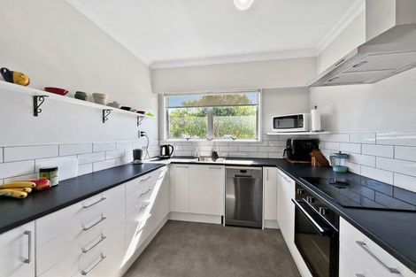 Photo of property in 1/26 Chester Street, Taradale, Napier, 4112