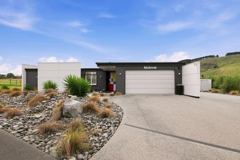 Photo of property in 16 The Fairways, Kinloch, Taupo, 3377