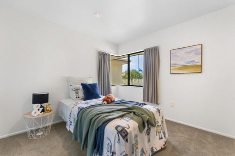 Photo of property in 94 Santa Monica Drive, Papamoa Beach, Papamoa, 3118