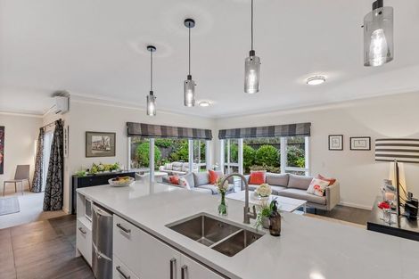 Photo of property in 16 Kensington Drive, Orewa, 0931