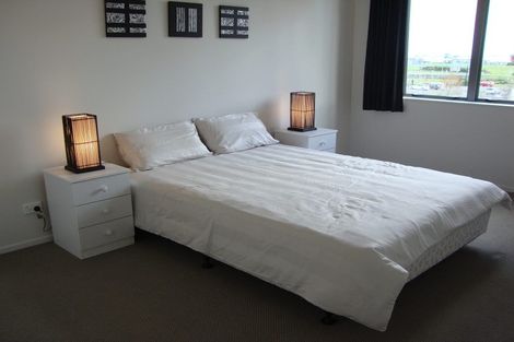 Photo of property in 1/63 Kestev Drive, Flat Bush, Auckland, 2016