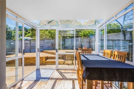 Photo of property in 7 John Witton Drive, Crofton Downs, Wellington, 6035