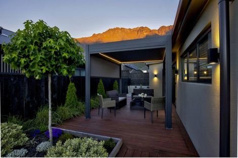 Photo of property in 66 Spur Ridge Rise, Jacks Point, 9371