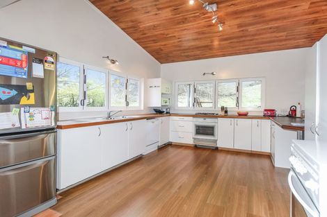 Photo of property in 49 Opoto Place, Kaukapakapa, 0873