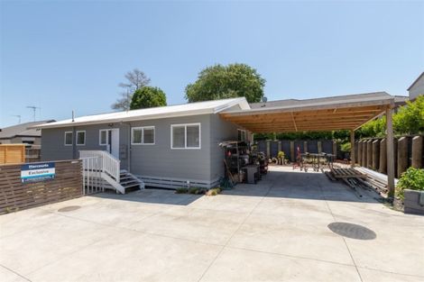 Photo of property in 1149a Heaphy Terrace, Fairfield, Hamilton, 3214