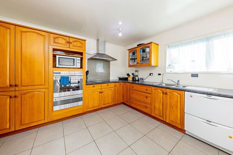 Photo of property in 22 Chrisarda Place, Red Hill, Papakura, 2110