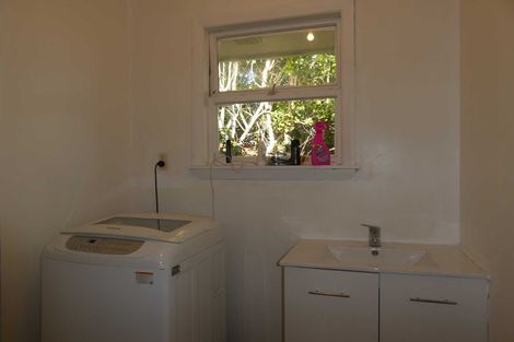 Photo of property in 6 Clonbern Place, Upper Riccarton, Christchurch, 8041