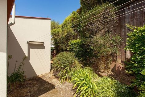 Photo of property in 2/17c Cracroft Terrace, Cashmere, Christchurch, 8022