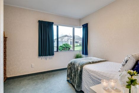 Photo of property in 1 Sloane Place, Taradale, Napier, 4112