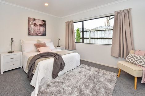 Photo of property in 7 Crannich Place, Wattle Downs, Auckland, 2103