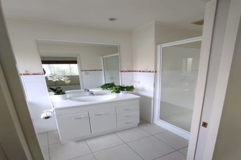 Photo of property in 16a Gills Avenue, Papakura, 2110