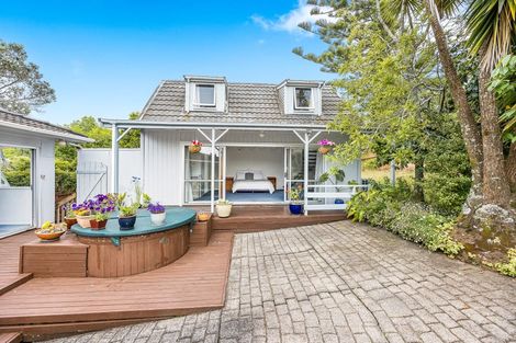 Photo of property in 156 Godley Road, Titirangi, Auckland, 0604