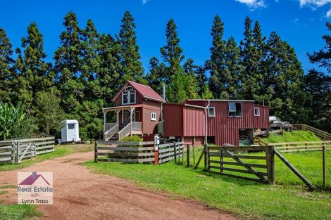 Photo of property in 1042 Ngunguru Road, Kiripaka, Whangarei, 0173