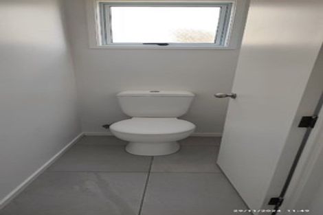 Photo of property in 1/1 Tomintoul Place, Highland Park, Auckland, 2010