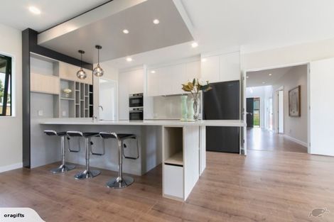 Photo of property in 1 Duchess Way, Riverhead, 0820