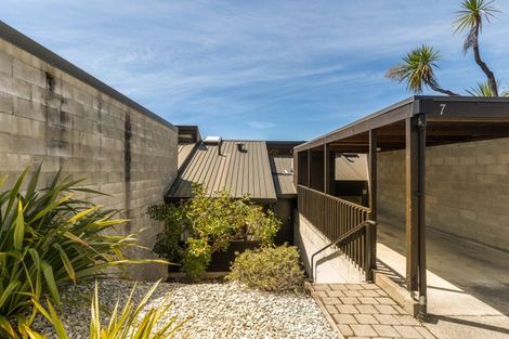 Photo of property in Alpine Meadows Apartments, 135g Fernhill Road, Fernhill, Queenstown, 9300