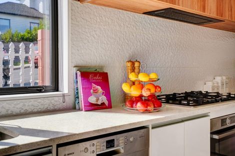 Photo of property in 31 Shibata Rise, Ranui, Auckland, 0612