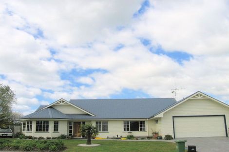 Photo of property in 15 Longview Drive, Papamoa Beach, Papamoa, 3118