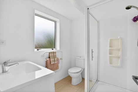 Photo of property in 1014 South Head Road, South Head, Helensville, 0874